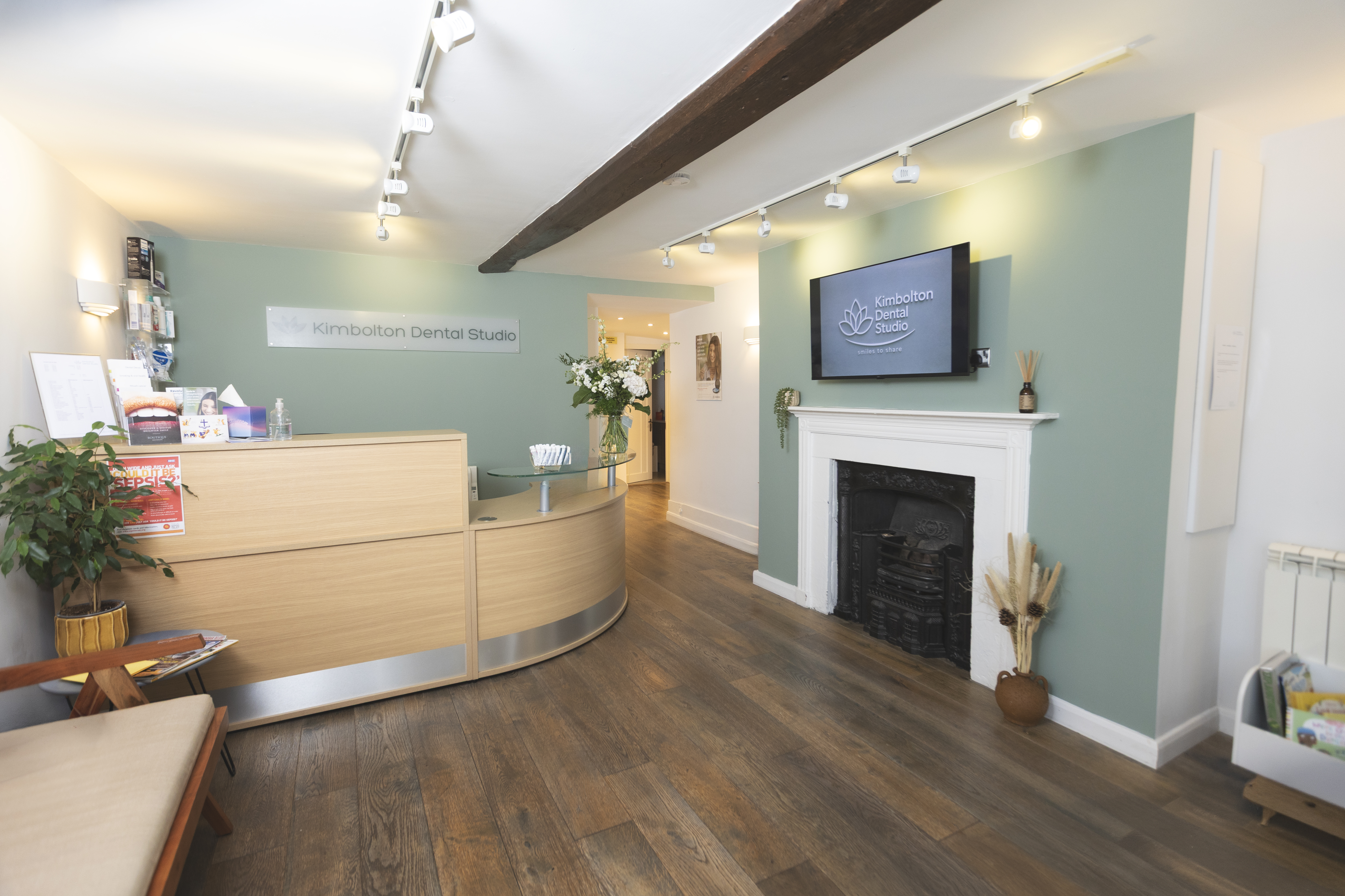The welcoming reception at Kimbolton Dental Studio